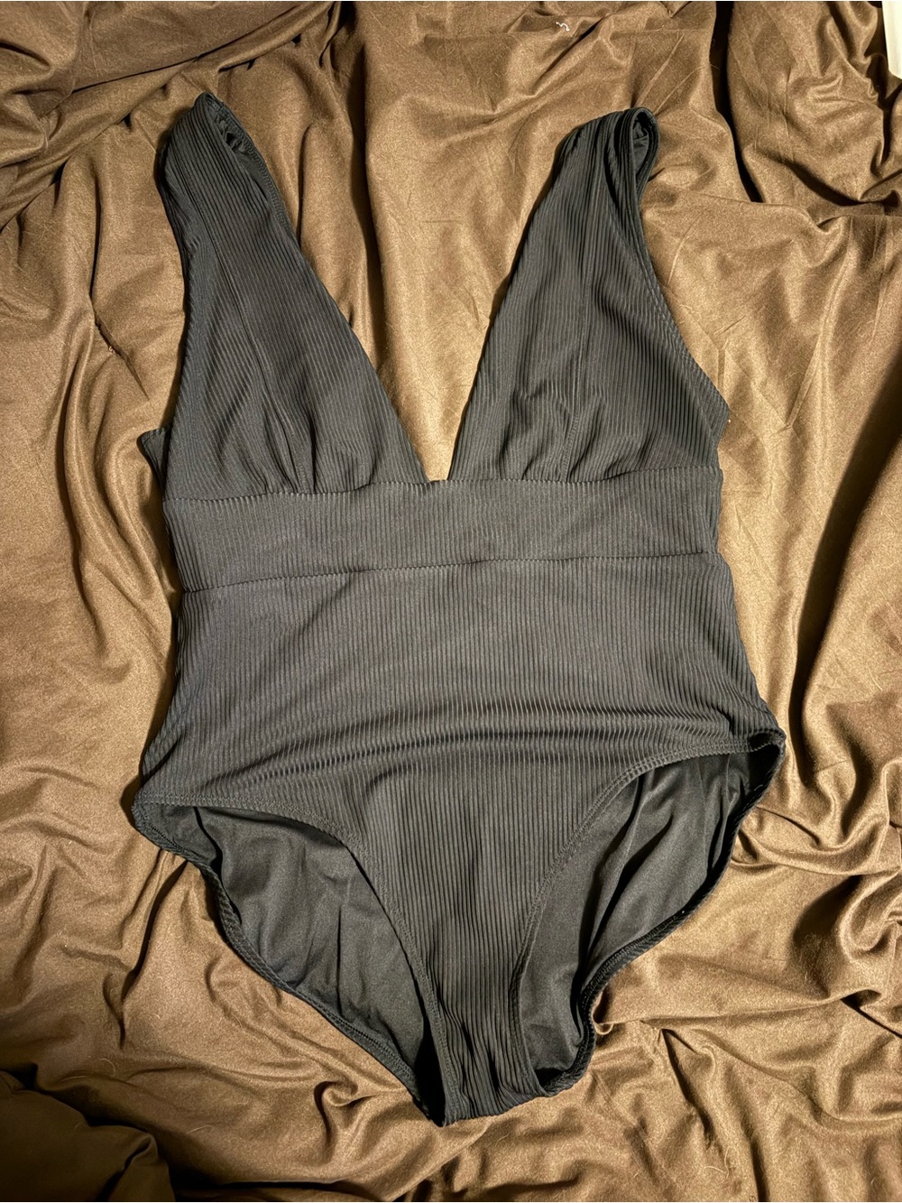 Ribbed Deep V One-Piece Swimsuit - Black